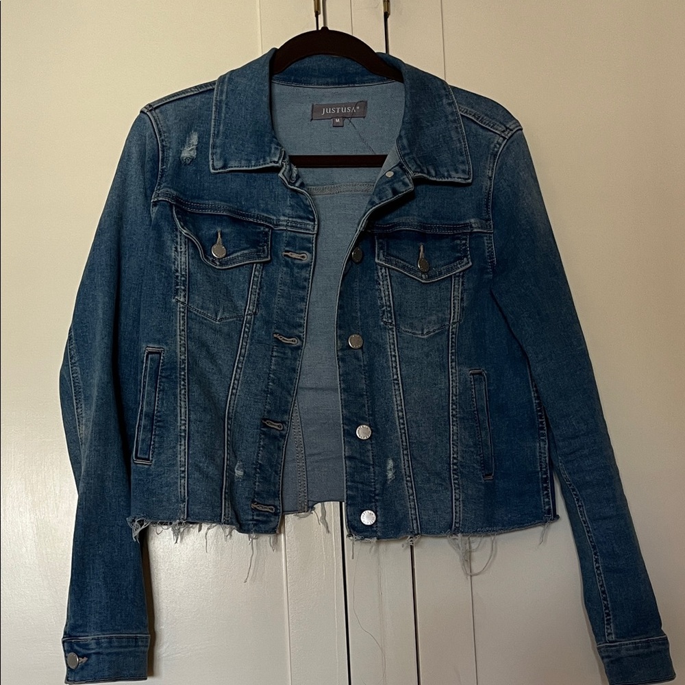 JUST USA Distressed Frayed Cropped Blue Denim Jacket size M